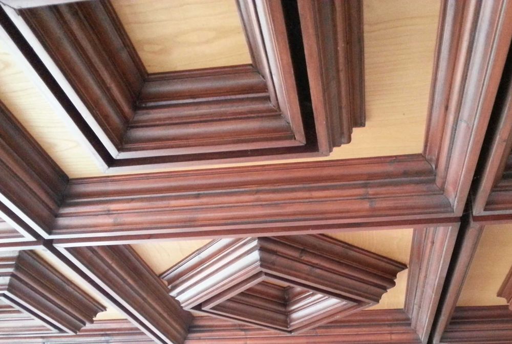 Sufit podwieszany kasetony drewniane - do negocjacji