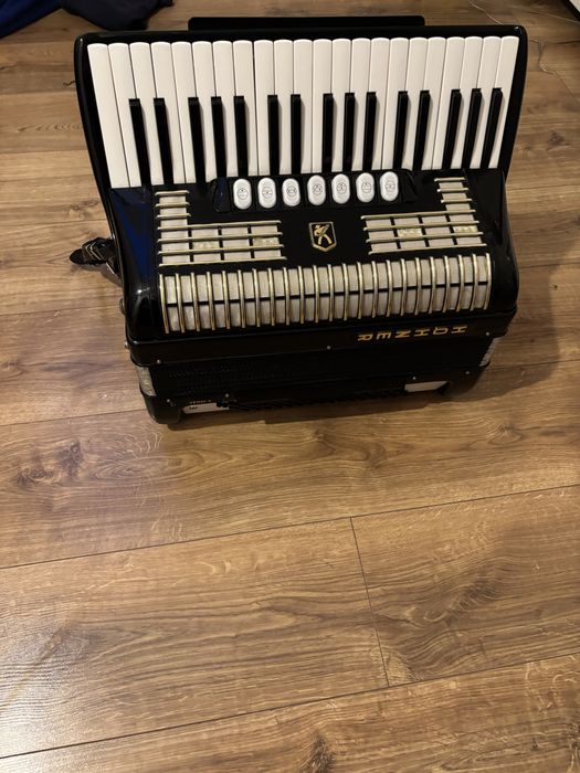 Akordeon hohner verdi 2