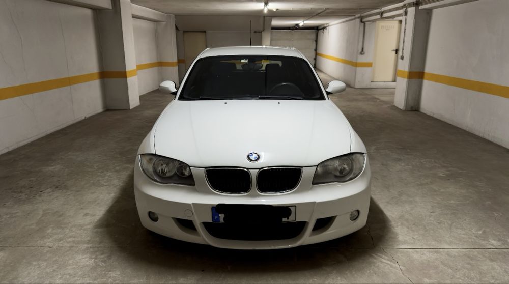 BMW 116d Pack M | 2009 | 3 Portas | 280.000 km | Branco