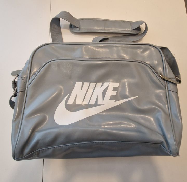Mala Nike como nova
