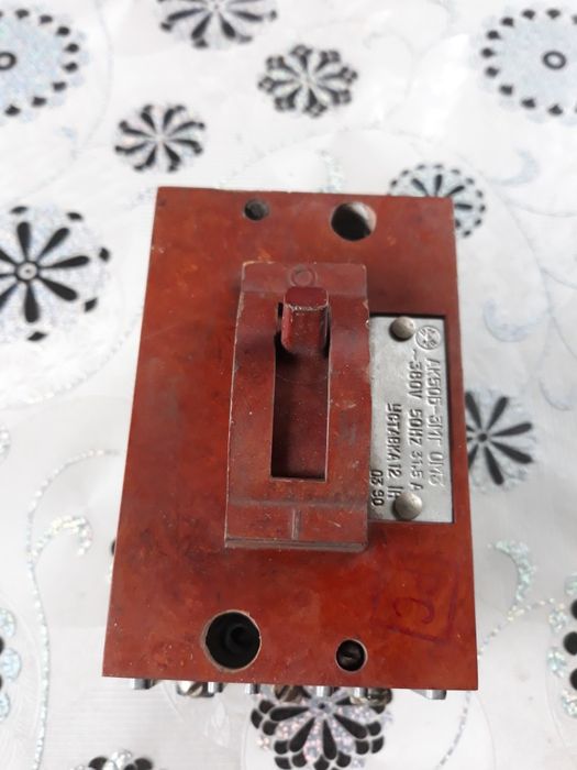 Продам автоматичний вимикач.