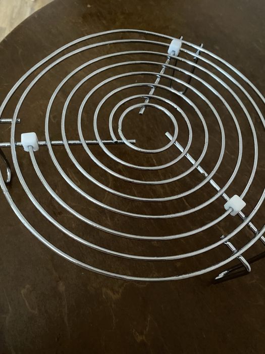 Решетка гриль для микроволновки, диаметр 24 см