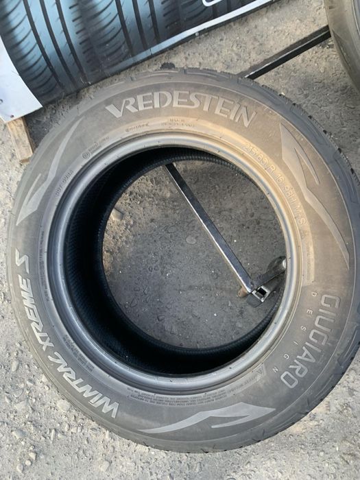 Шини 215/65 R16 Vredestein  6,3-6,9мм