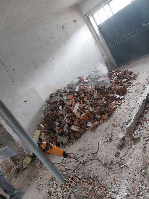 Martelo demolidor..rebarbadora.