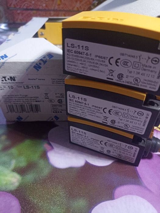 Концевой выключатель Eaton Moeller LS-11S