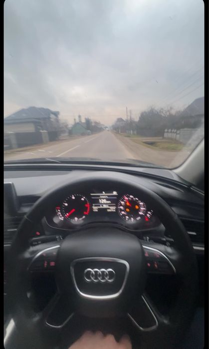 Audi а6 с7 в хорошому стані не резмитнена дуже добре іде моло ість со