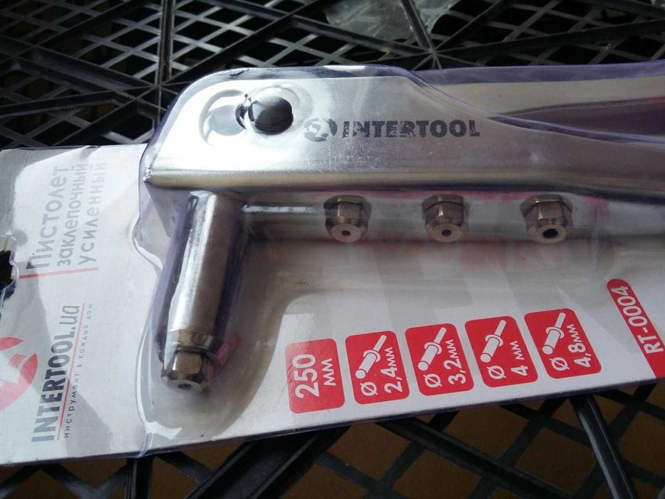 Пистолет заклепочный Intertool 250 мм. хромированный