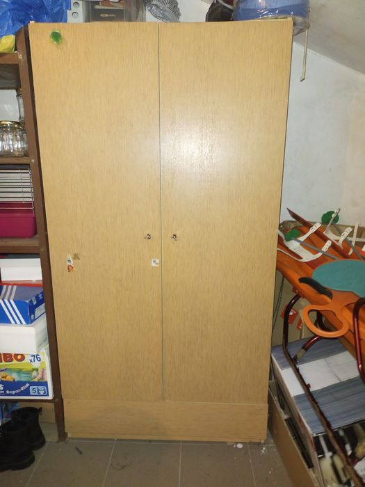 Szafa kolor olcha, używana
