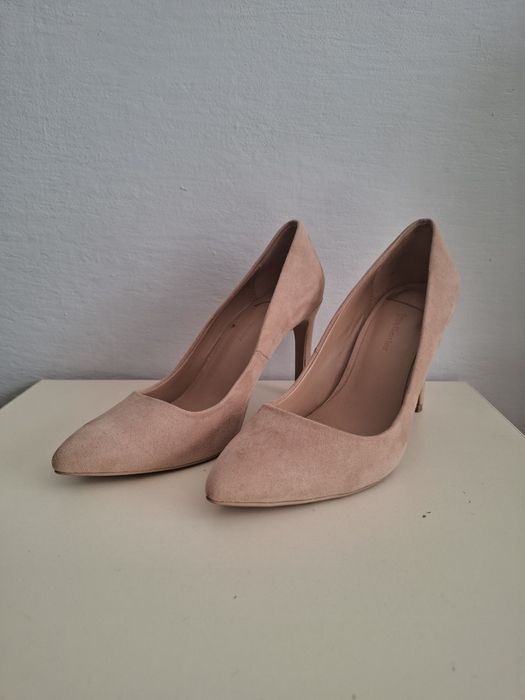Czółenka Stradivarius na szpilce 8 cm rozm 36