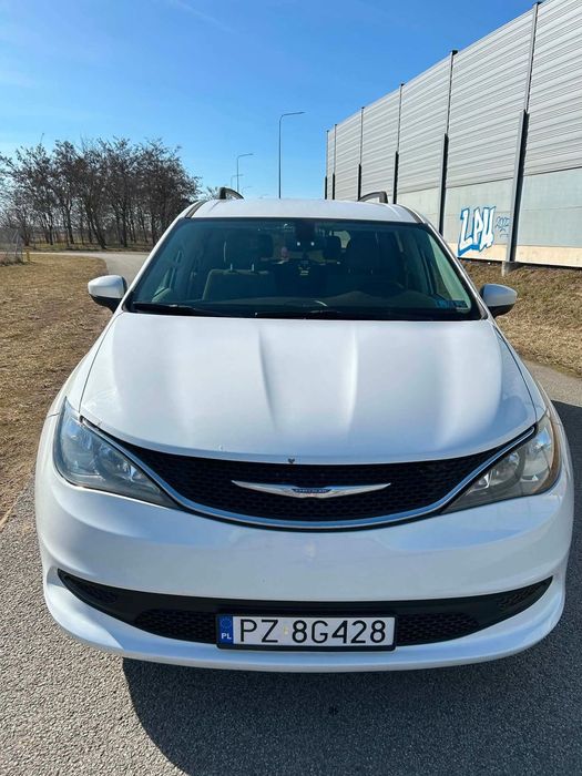 Chrysler Pacifica Chrysler Pacifica 2017 pierwszy właściciel w Polsce
