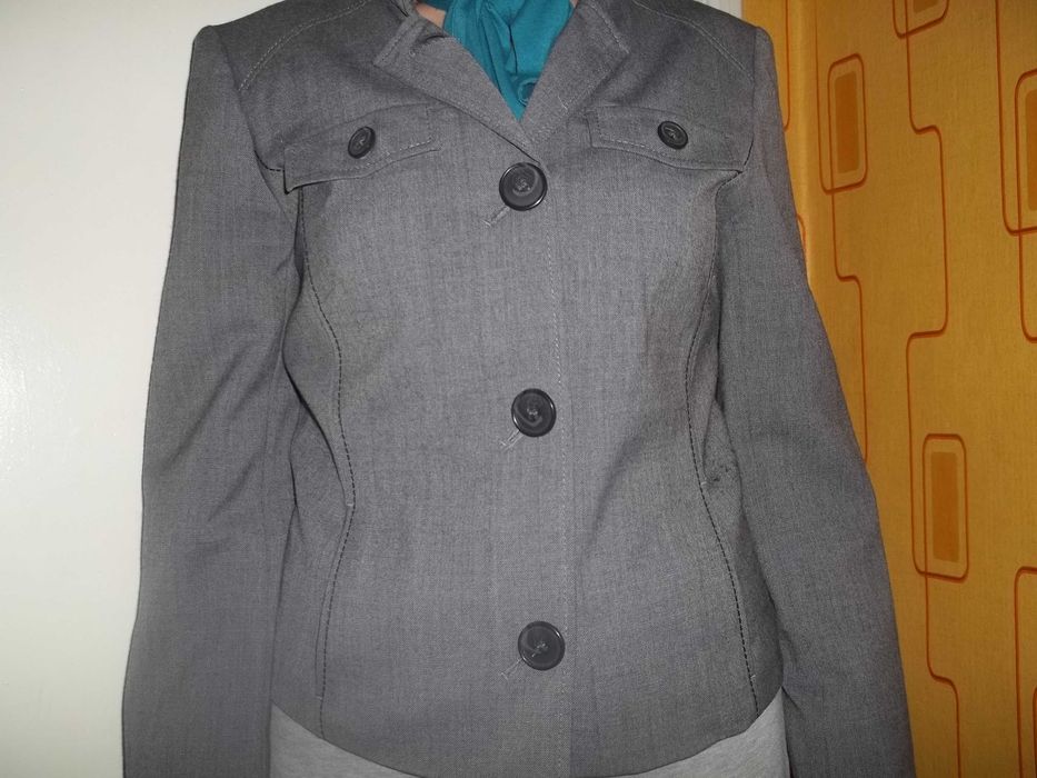 Lekka bluzka koszula wizytowa czarna atłasowa w drobne kropki groszki