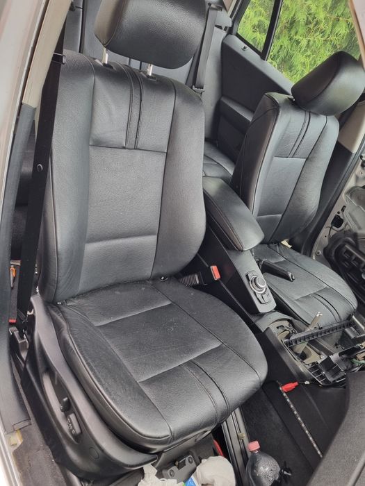 Fotele wnętrze czarna skóra Bmw e83
