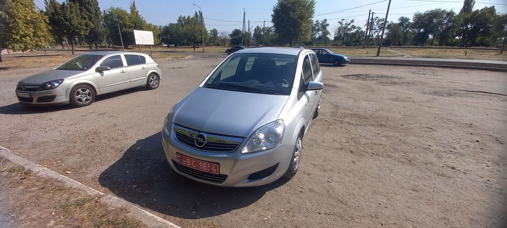 Opel Zafira B 2009