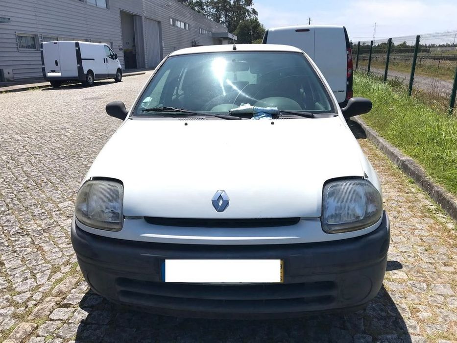 Renault Clio 1.2 5P 1999 - Para Peças