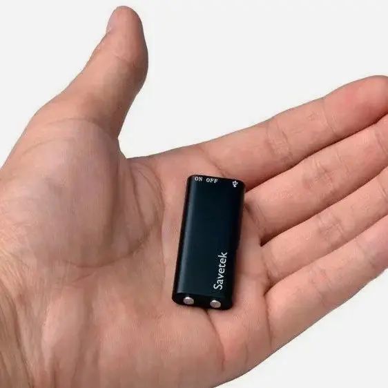 диктофон з активацією голосом або посиленим акумулятором Nectronix R01