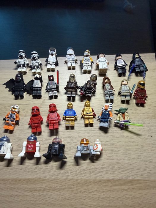 Mini figurki na sprzedarz „starwars”