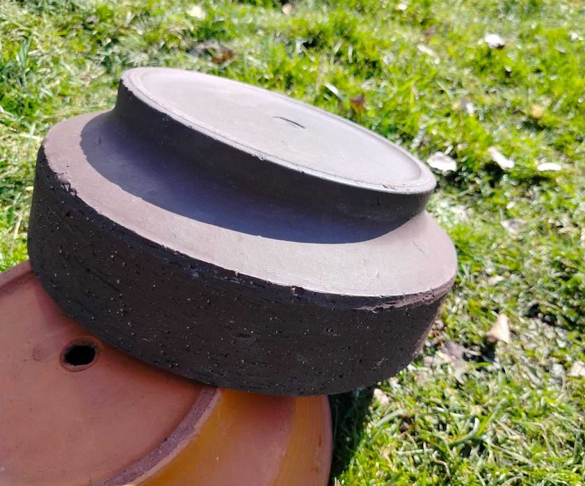 Ceramiczna donica ogrodowa brązowa