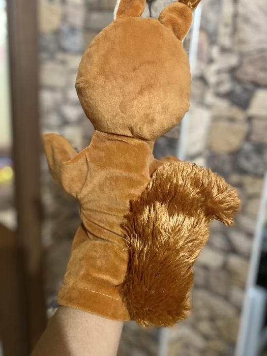 Продам ляльок на руку ( білка та бабуся)