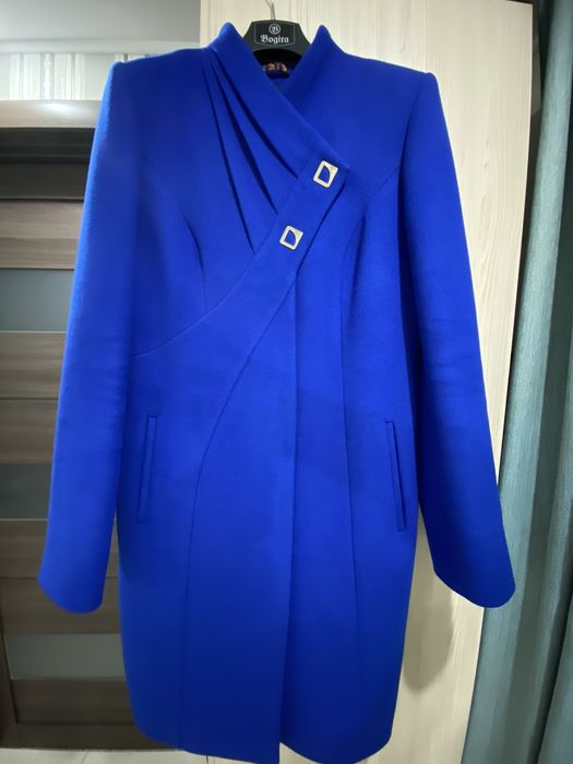 Пальто весна/осінь. Розмір 46. Стан ідеальний.