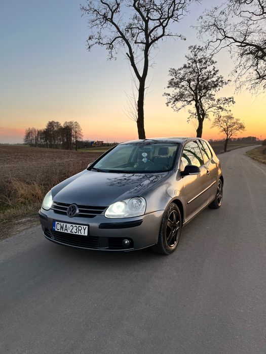 Volkswagen Golf 5 2.0tdi