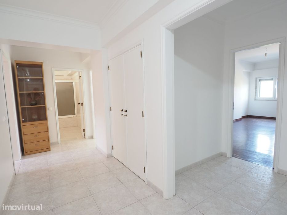 Apartamento T3 com terraço - Idanha