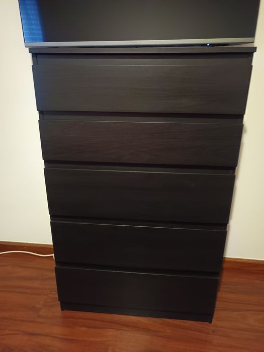 Cômoda com 5 gavetas