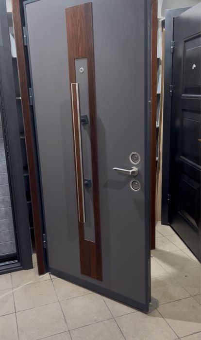 Двері вхідні Броньовані РОЗПРОДАЖ