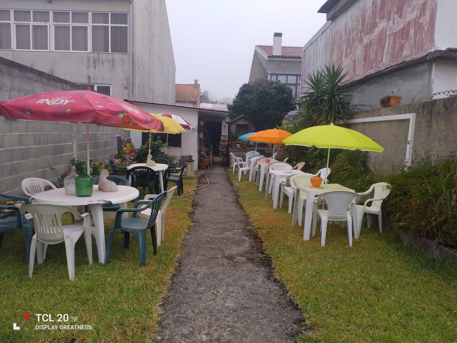 Conjunto de Cadeiras e Mesas de Jardim - 40€ (cada)