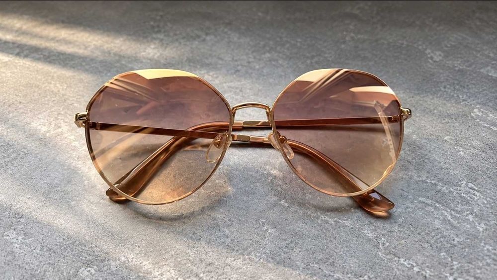 Okulary przeciwsłoneczne damskie – duże, okrągłe, złote, retro vintage