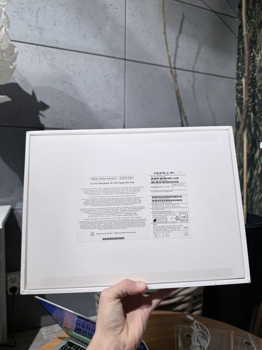 Apple MacBook Air 2024 13,6" M3 16GB RAM 512GB Dysk macOS Srebrny