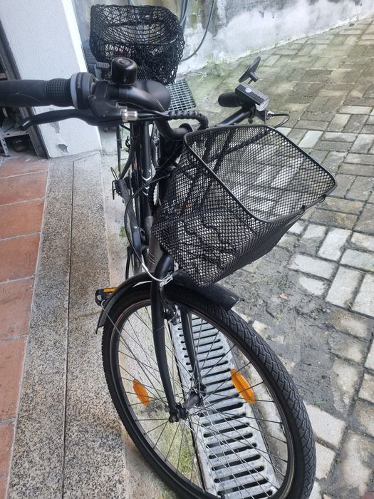 Bicicleta eletrica "pasteleira" em bom estado