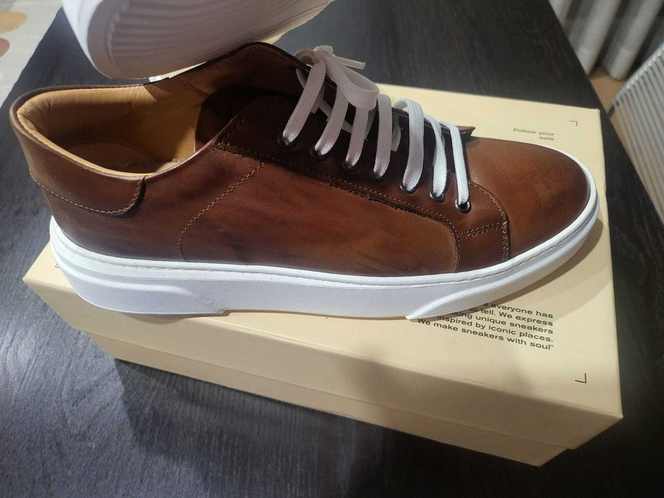 Sapatos Pele  Italianos - Tamanho 42