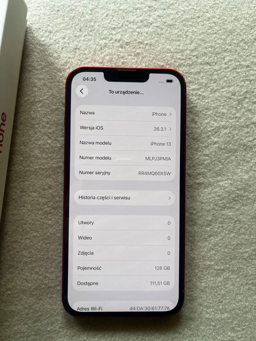 iPhone 13 128 GB czerwony w bardzo dobrym stanie