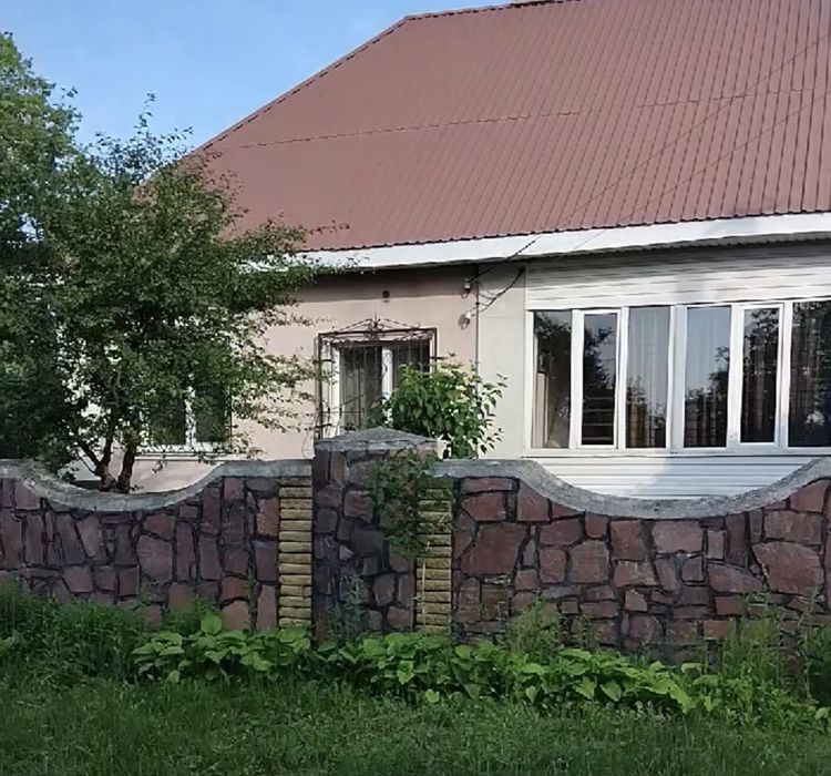 Продаж затишного будинку с. Шевченківка