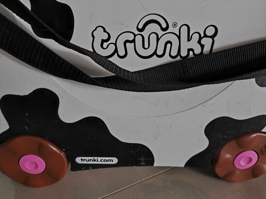 Walizka dla dzieci TRUNKI+JEŹDZIK -Krowa Frieda