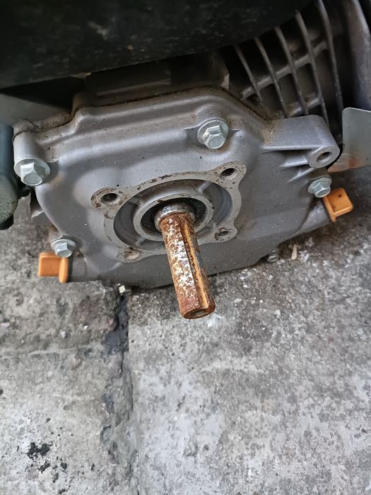 Loncin 196cm wał boczny z rozrusznikiem