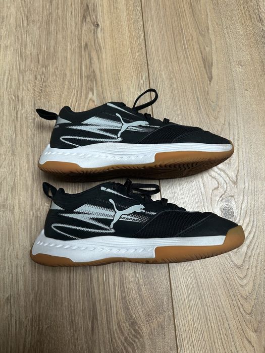 Buty halowe Puma Varion II Jr Czarny rozmiar 33