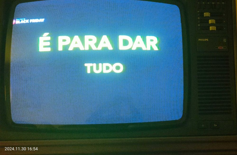 Televisão Philips Cores 1980