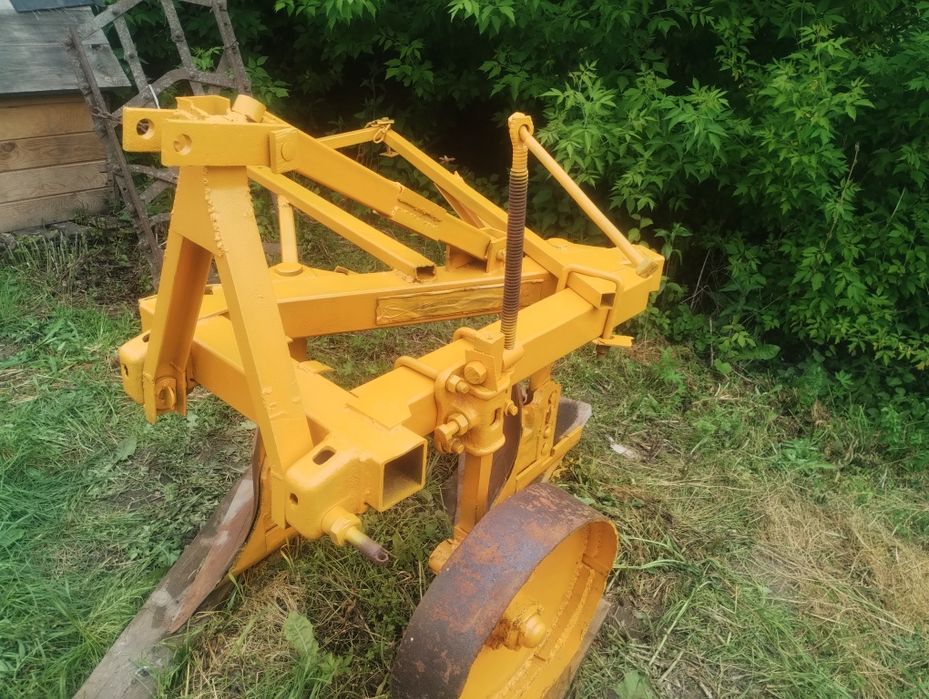 Продам Плуг плн 2.35