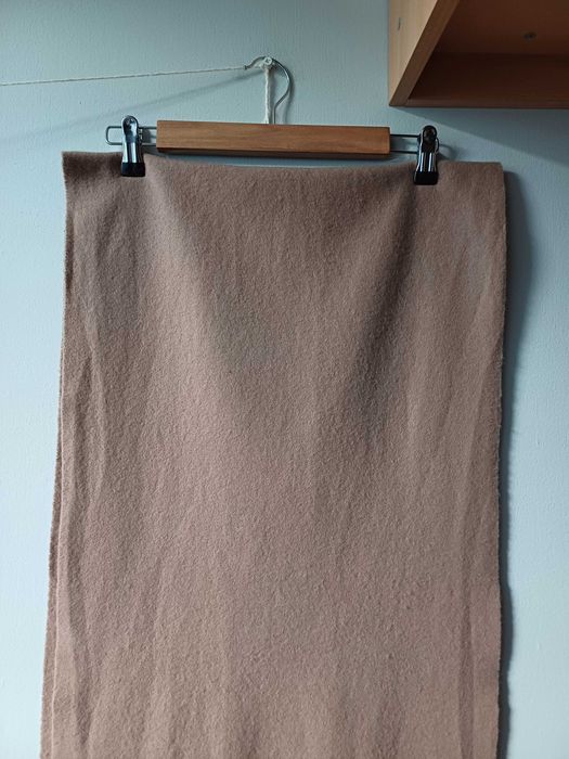 Acne Studios wełniany beżowy szal