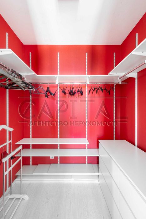 Apartment in Kyiv - View 3