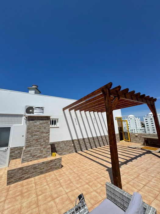 Pintor Profissional – Pinturas, Remodelações e Manutenção | Portimão e Algarve