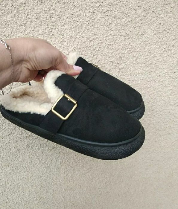 Теплі стильні тапочки