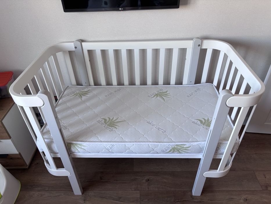 Дитяче ліжко Верес Монако біло сіре+маятник+матрац та постіль