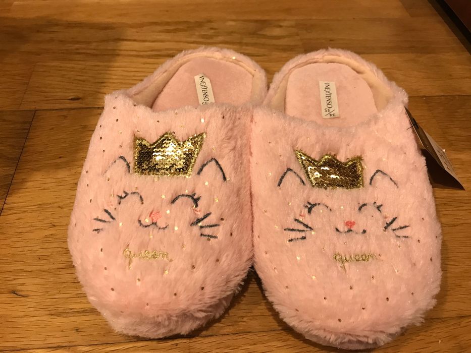 Chinelos Criança 34/35 (novos)