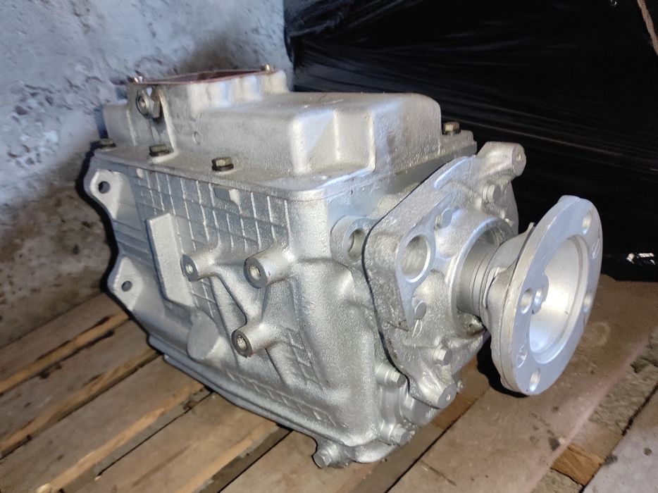 Коробка передач КПП Газ 53 3307 66 ПАЗ Кавз Зіл 130 131 після ремонту