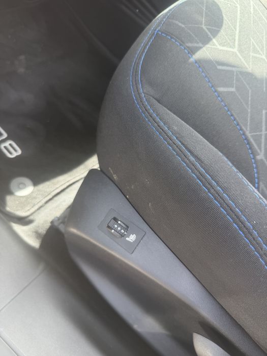 Peugeot.2008-2017