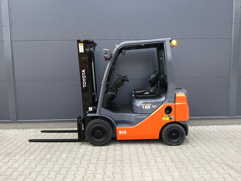 Toyota 02-8FDF18  wózek widłowy 2018R. DIESEL duplex kabina 1/2 WYNAJEM SPRZEDAŻ SERWIS