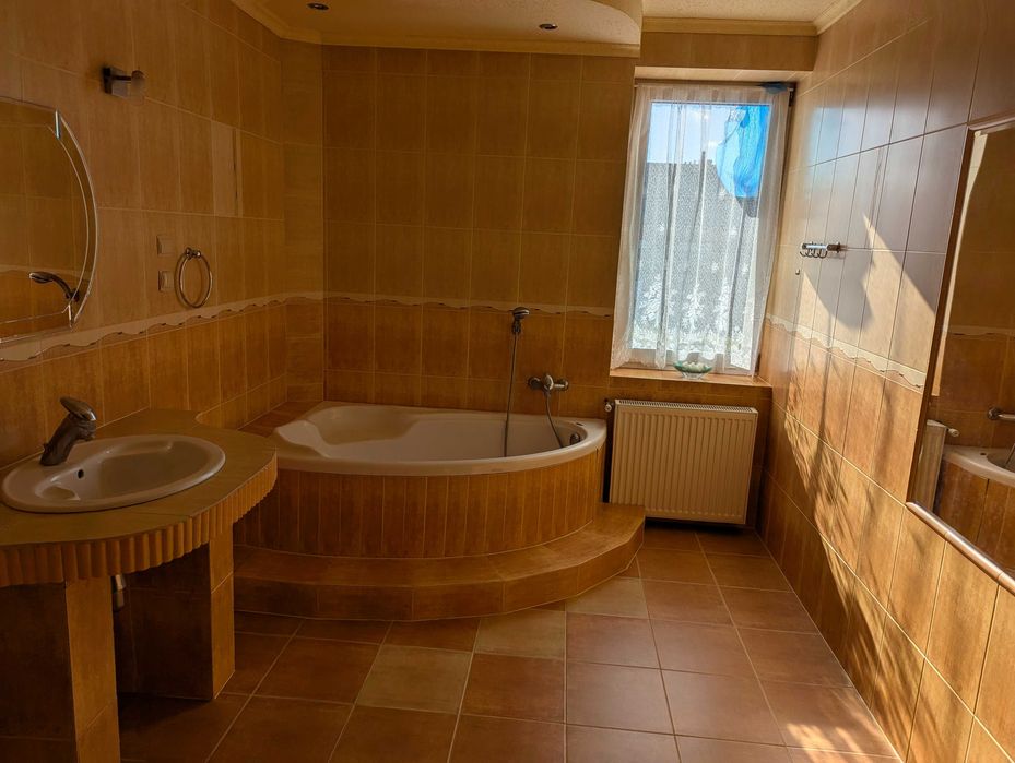 Sprzedam Dom, 261 m2, Zamojszczyzna