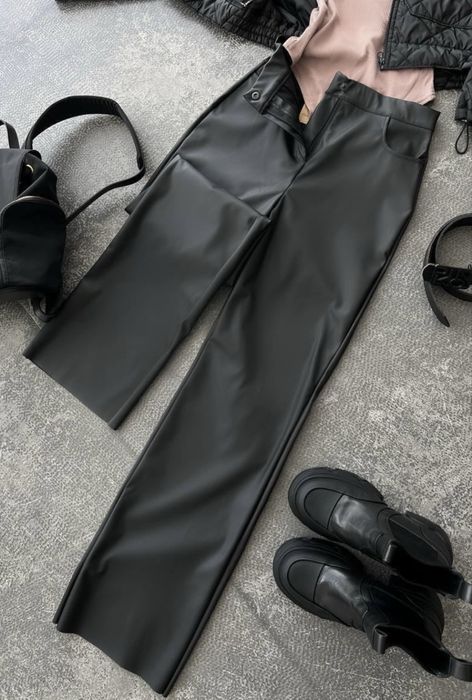 Шкіряні штани жіночі